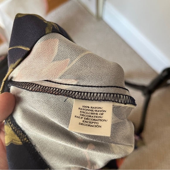 ANN TAYLOR Floral Print Maxi Dress, Size 12, BEAUTIFUL COLOURS, Fall Wedding - Picture 8 of 13